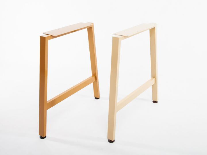 "Trapezium" table leg